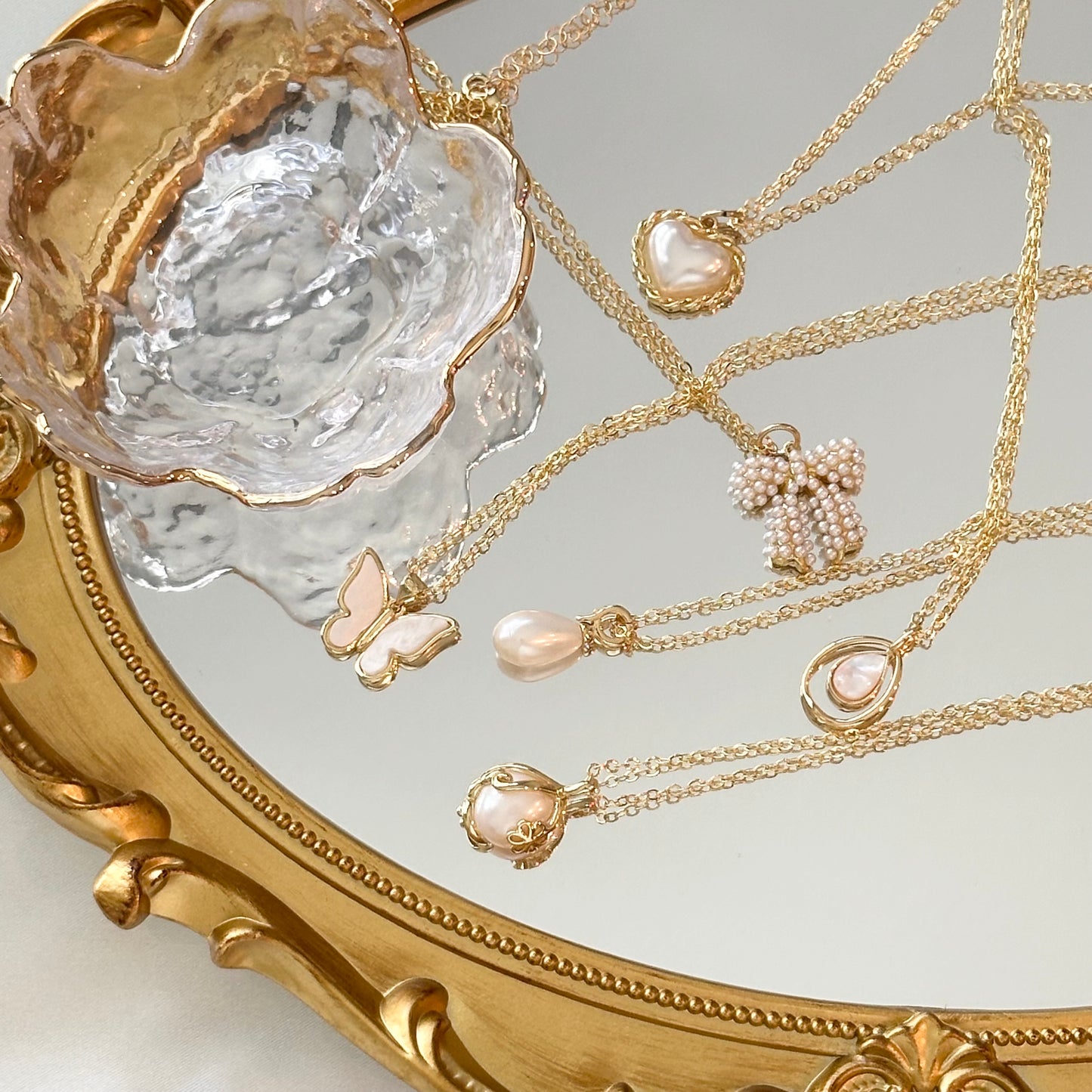 The Gentle Heart Necklace