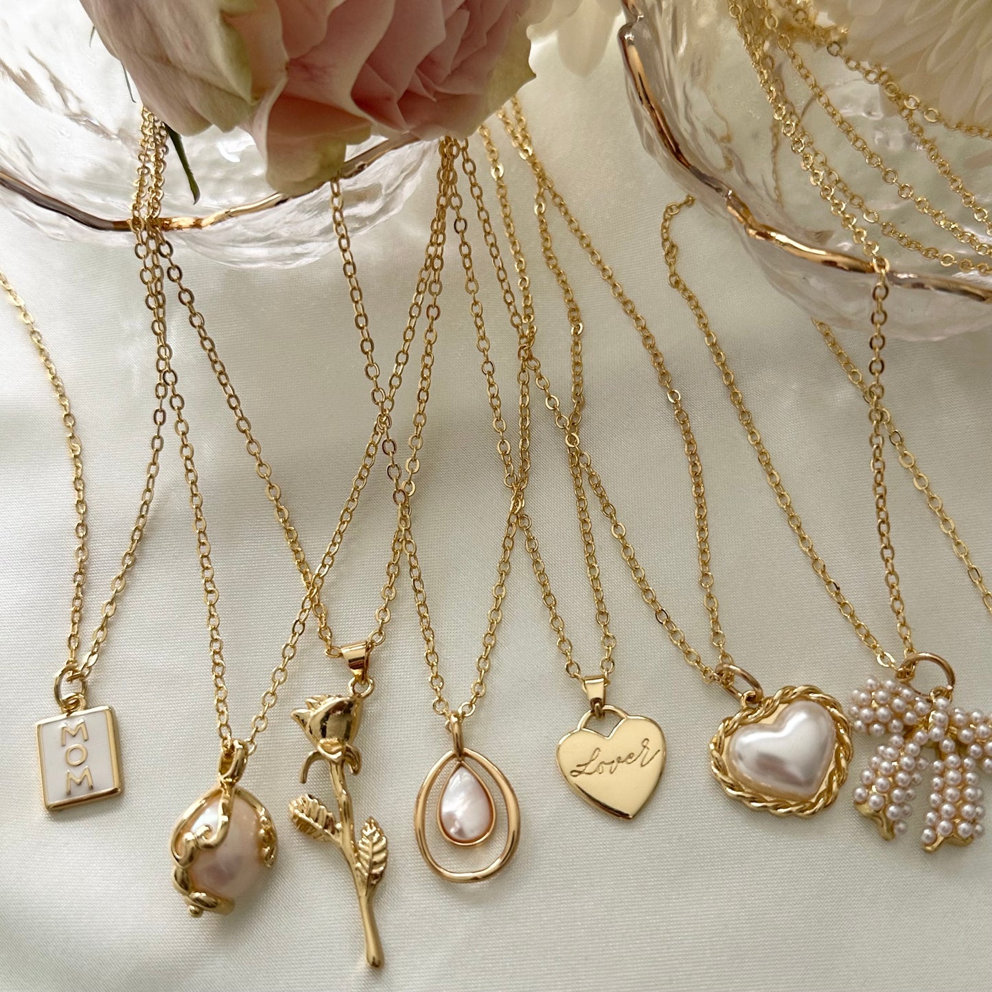 The Gentle Heart Necklace